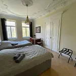 Ruhige&charmante Altbauwohnung 아파트 *
