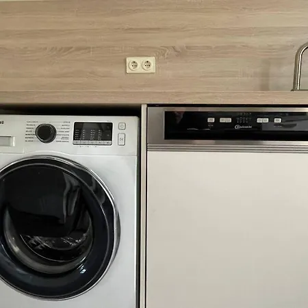 Ruhige&charmante Altbauwohnung Апартаменты *