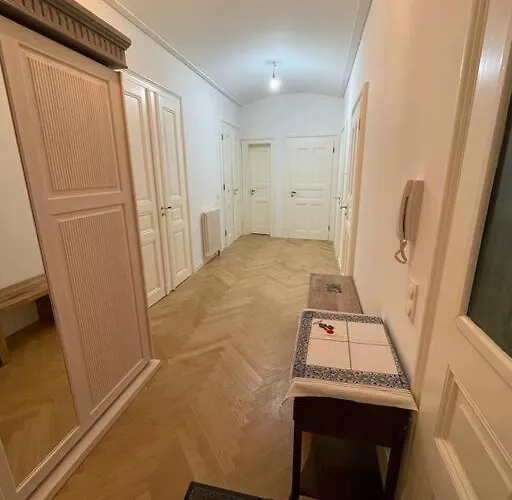 Ruhige&charmante Altbauwohnung *