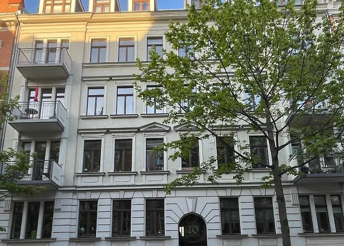 Ruhige&charmante Altbauwohnung Лейпциг