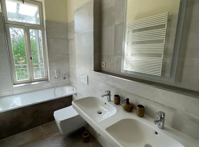 Ruhige&charmante Altbauwohnung * Лейпциг